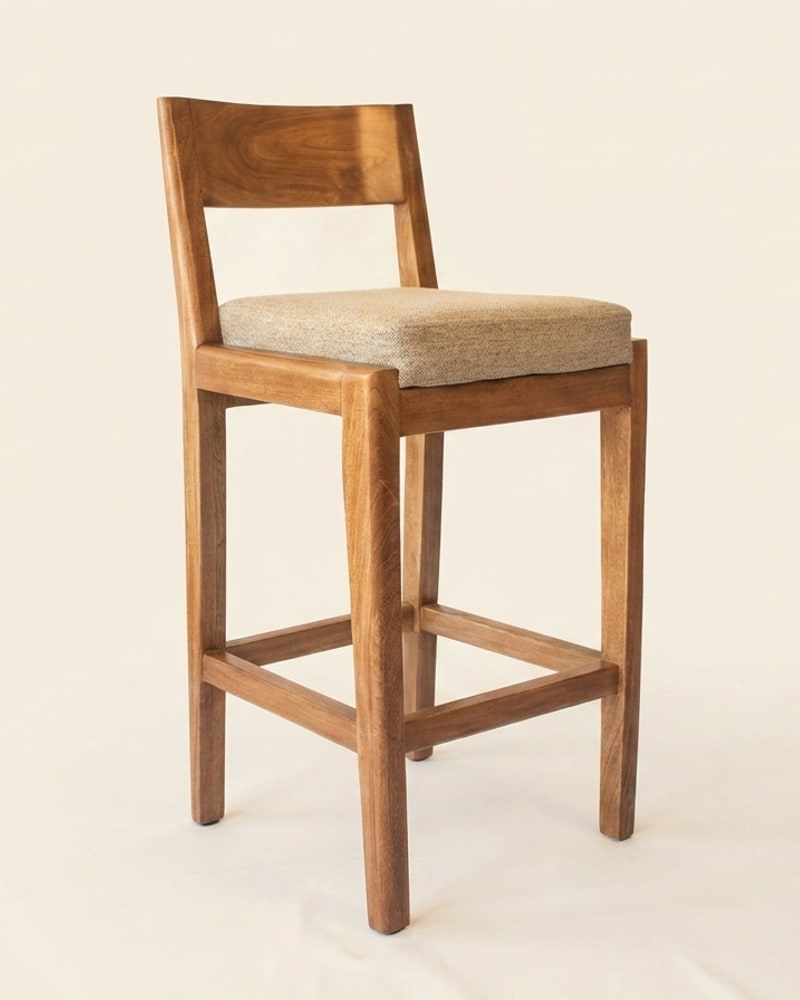 Silla bar en madera